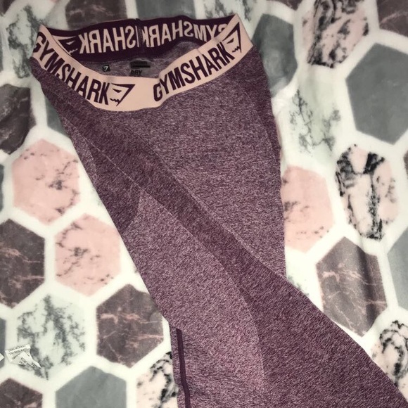 Gymshark V3 Dry Leggings (purple) - Picture 2 of 2